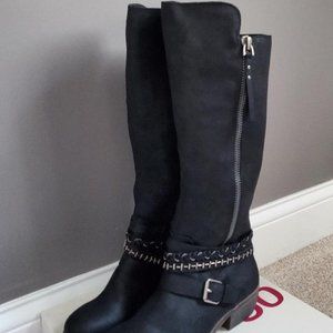 Brand New So Black Boots 6.5